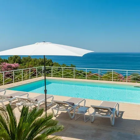 Villa Tenuta Scialandre 10, Emma Patu