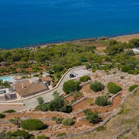 Tenuta Scialandre 10, Emma Villa